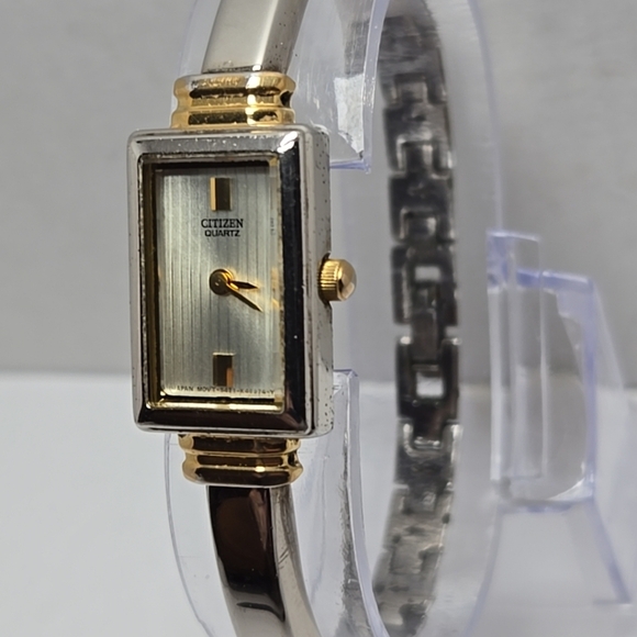 Womens Citizen 5421-K15044CK 15mm Tank Semi-Bangle Quartz Watch New Battery - Picture 2 of 11